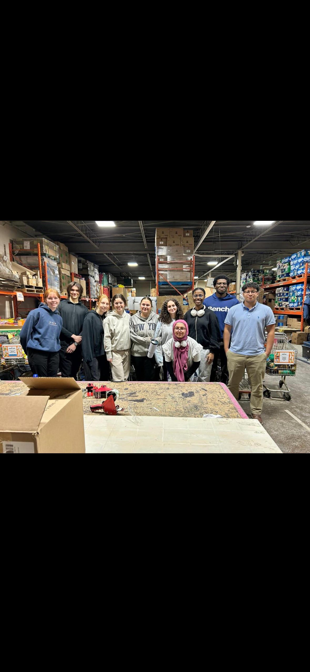 volunteering image